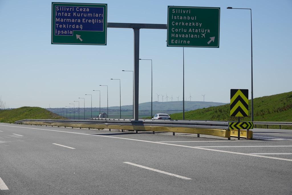 Kuzey Marmara Otoyolu'nda Motorcu Dostu Bariyerler Devrede